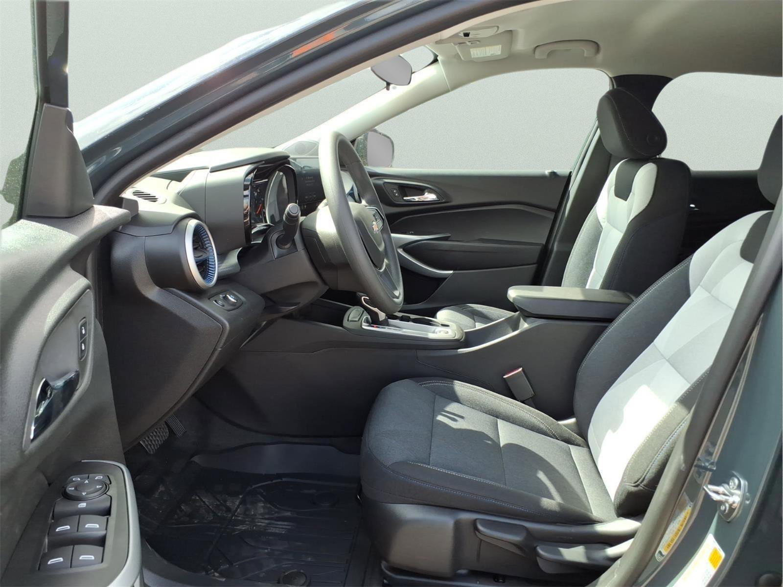 New 2026 Chevrolet Trax LS image 14