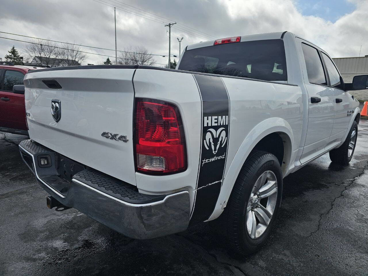 Used 2015 RAM 1500 Outdoorsman image 7