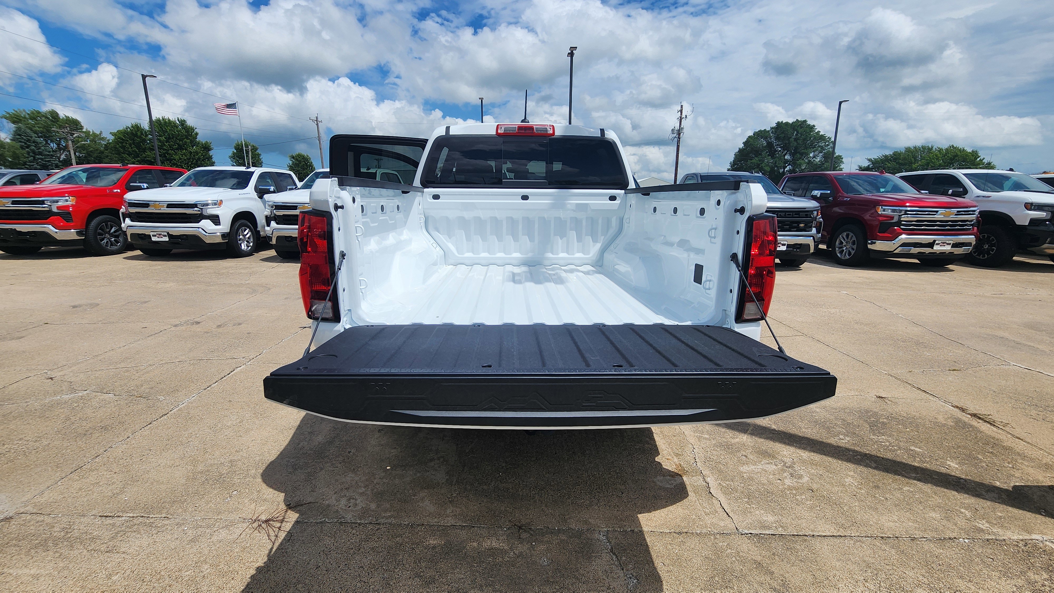 New 2026 Chevrolet Colorado W/T w/ WT Custom Package image 22