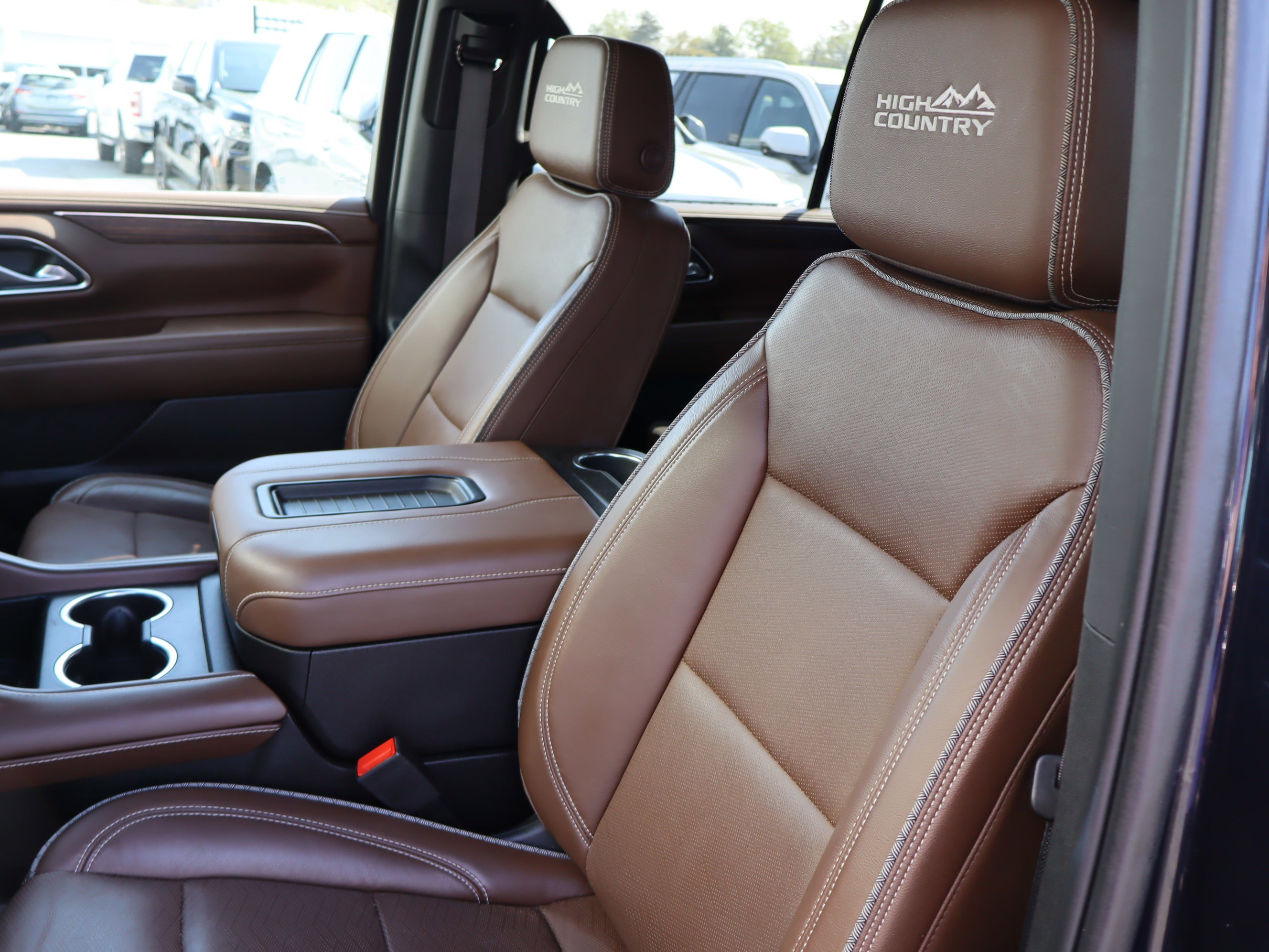 Used 2024 Chevrolet Tahoe High Country w/ Premium Package AWD/4WD image 20