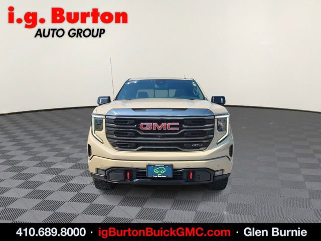 Certified 2023 GMC Sierra 1500 AT4 w/ AT4 Premium Package AWD/4WD image 2