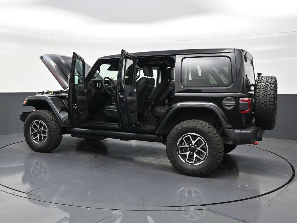 Used 2026 Jeep Wrangler Unlimited Rubicon AWD/4WD image 32