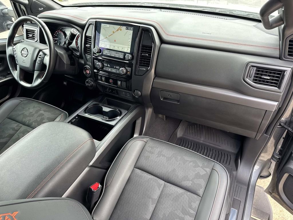 Used 2023 Nissan Titan PRO-4X image 27