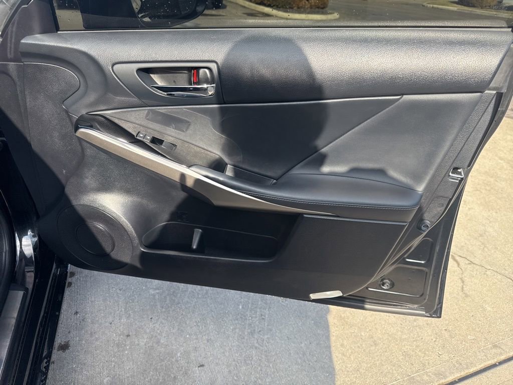 Used 2015 Lexus IS 250 AWD w/ Navigation System Package image 39