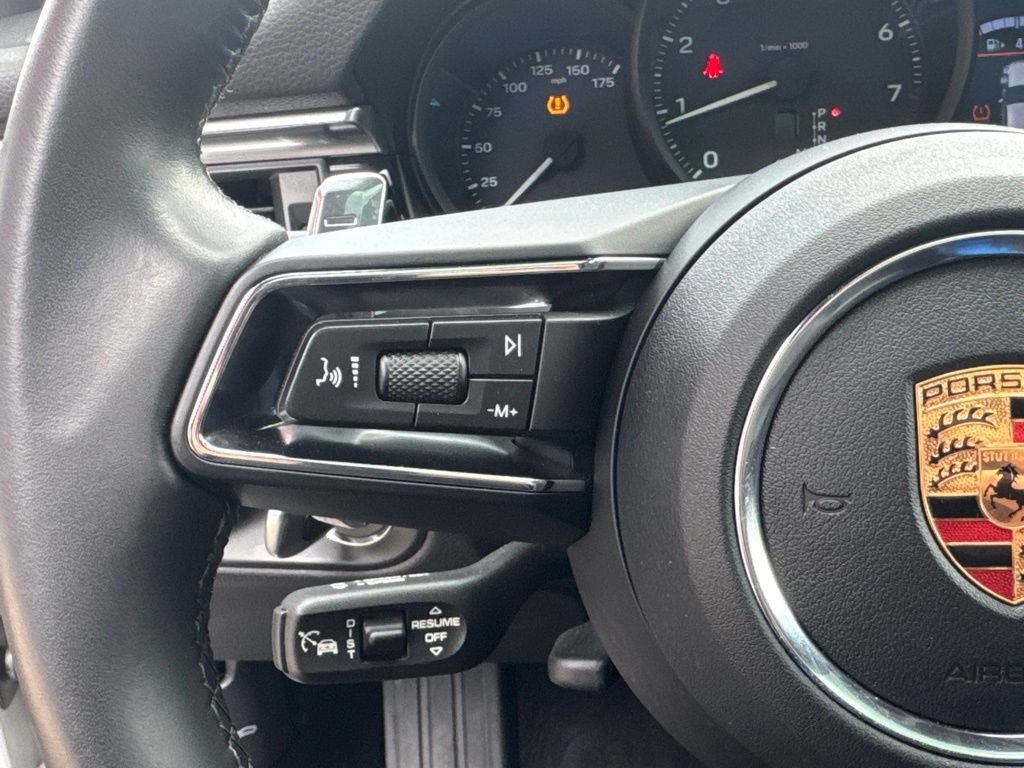 Used 2024 Porsche Macan Turbo AWD/4WD image 37