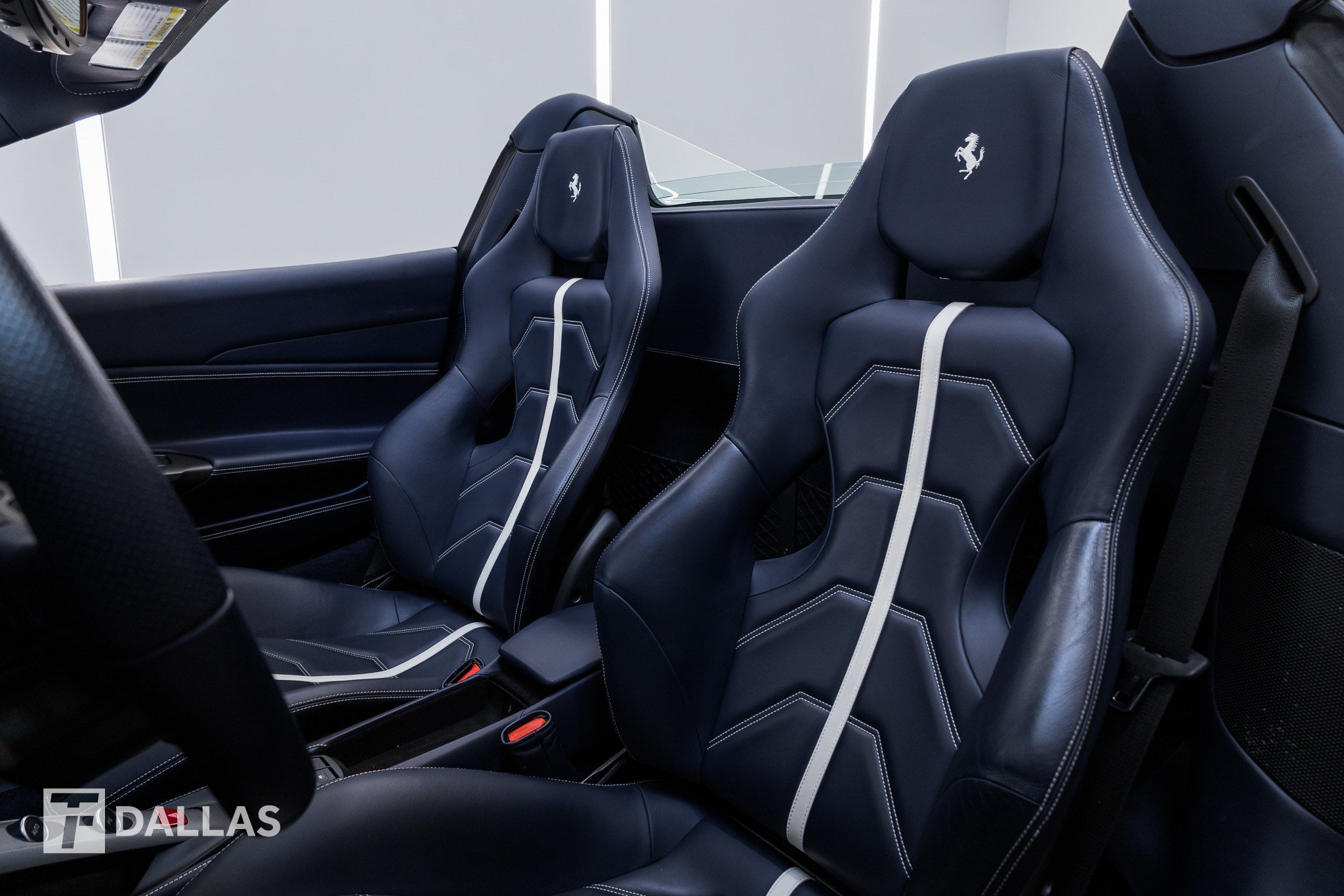 Used 2018 Ferrari 488 Spider RWD image 22