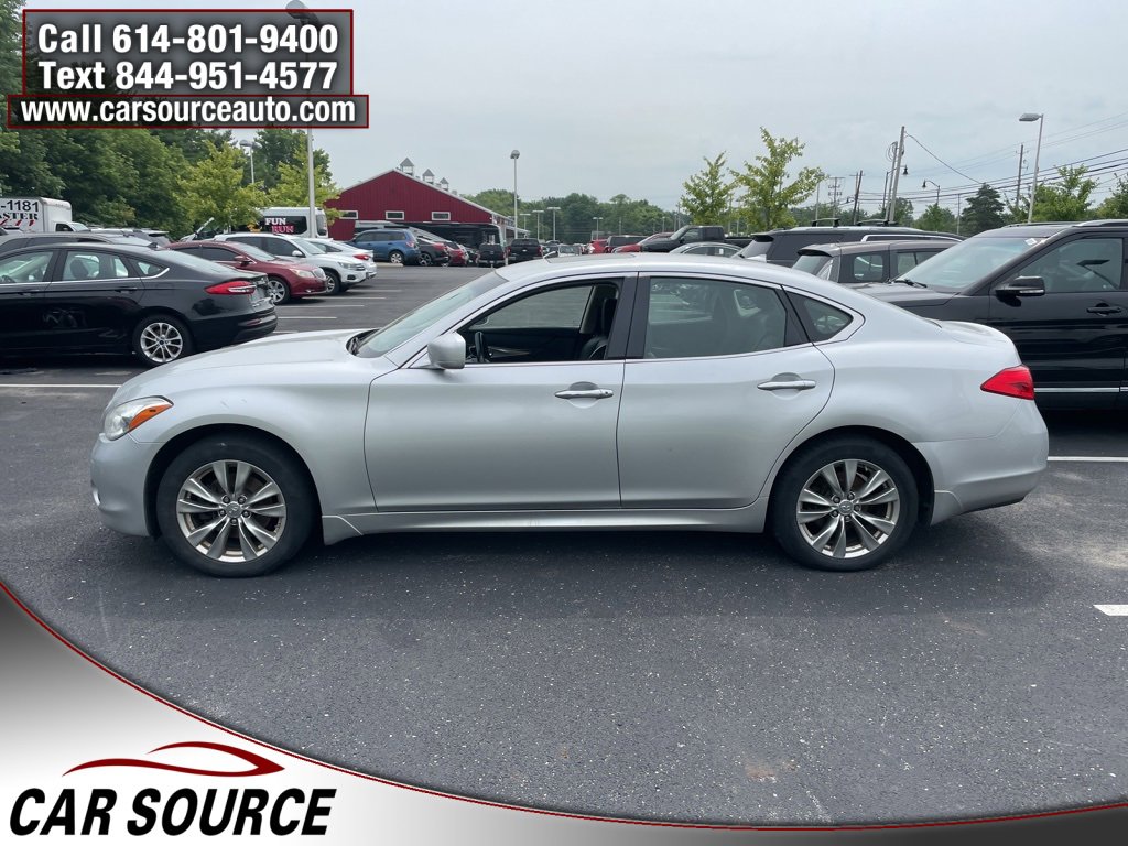 Used 2012 INFINITI M37 x w/ Deluxe Touring Pkg image 2