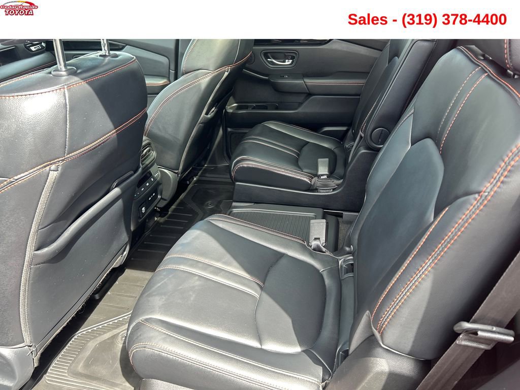 Used 2024 Honda Pilot TrailSport image 19