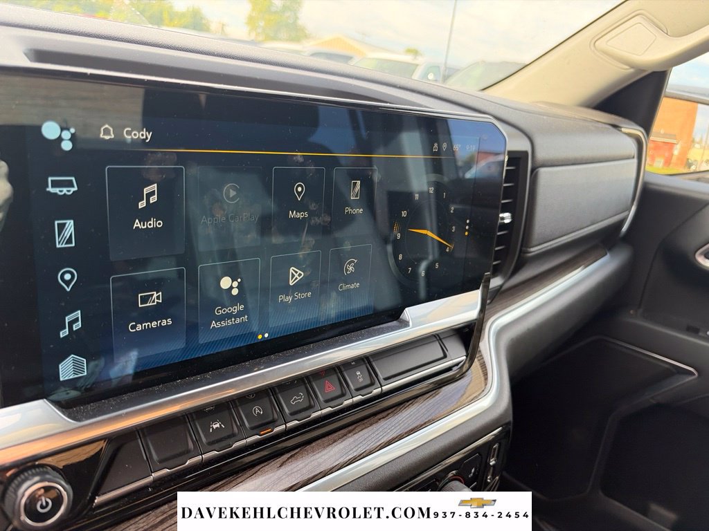 Used 2022 Chevrolet Silverado 1500 LT AWD/4WD image 13