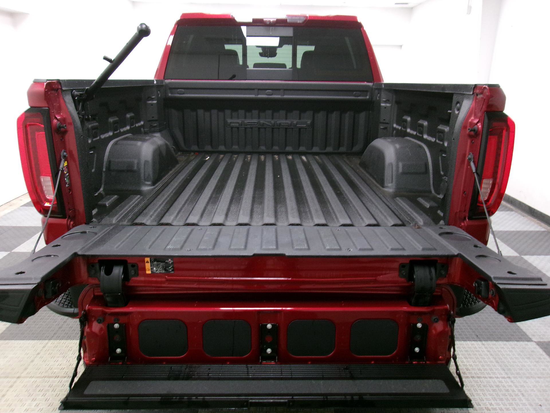 Certified 2023 GMC Sierra 1500 Denali w/ Technology Package image 11