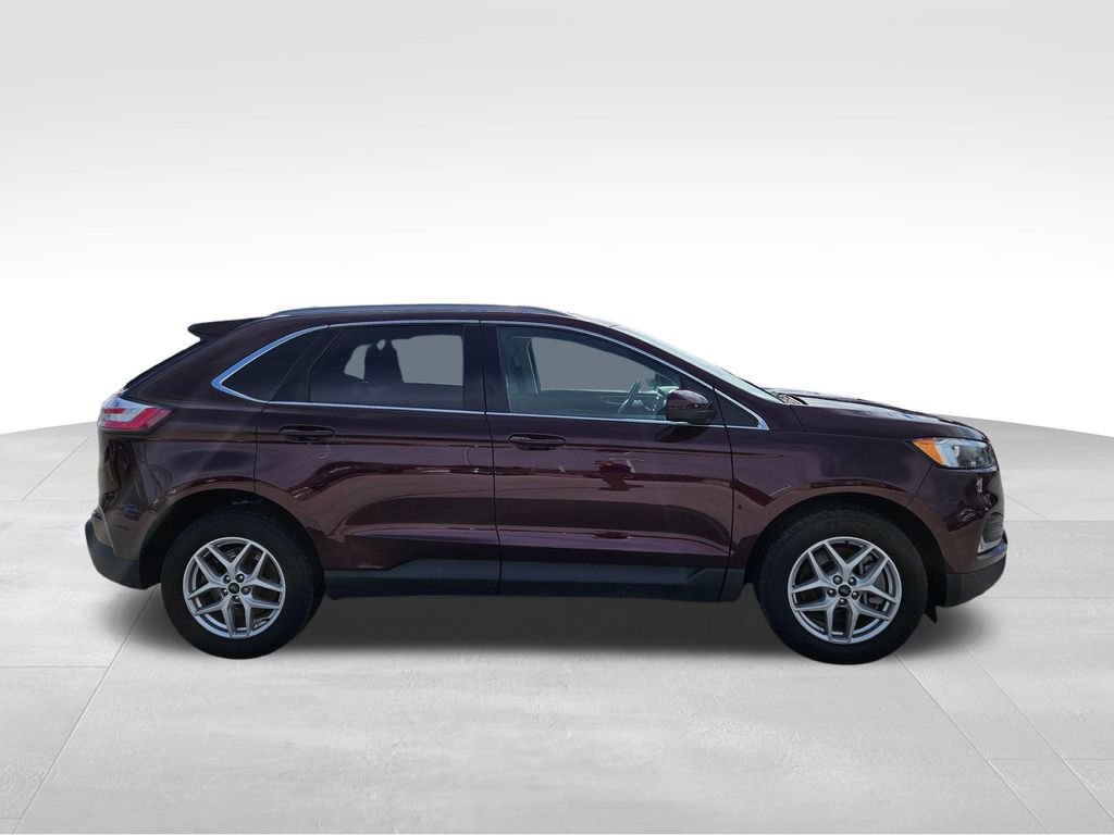 Used 2023 Ford Edge SEL w/ Convenience Package image 5