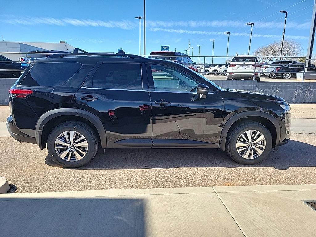 New 2026 Nissan Pathfinder SL FWD image 8