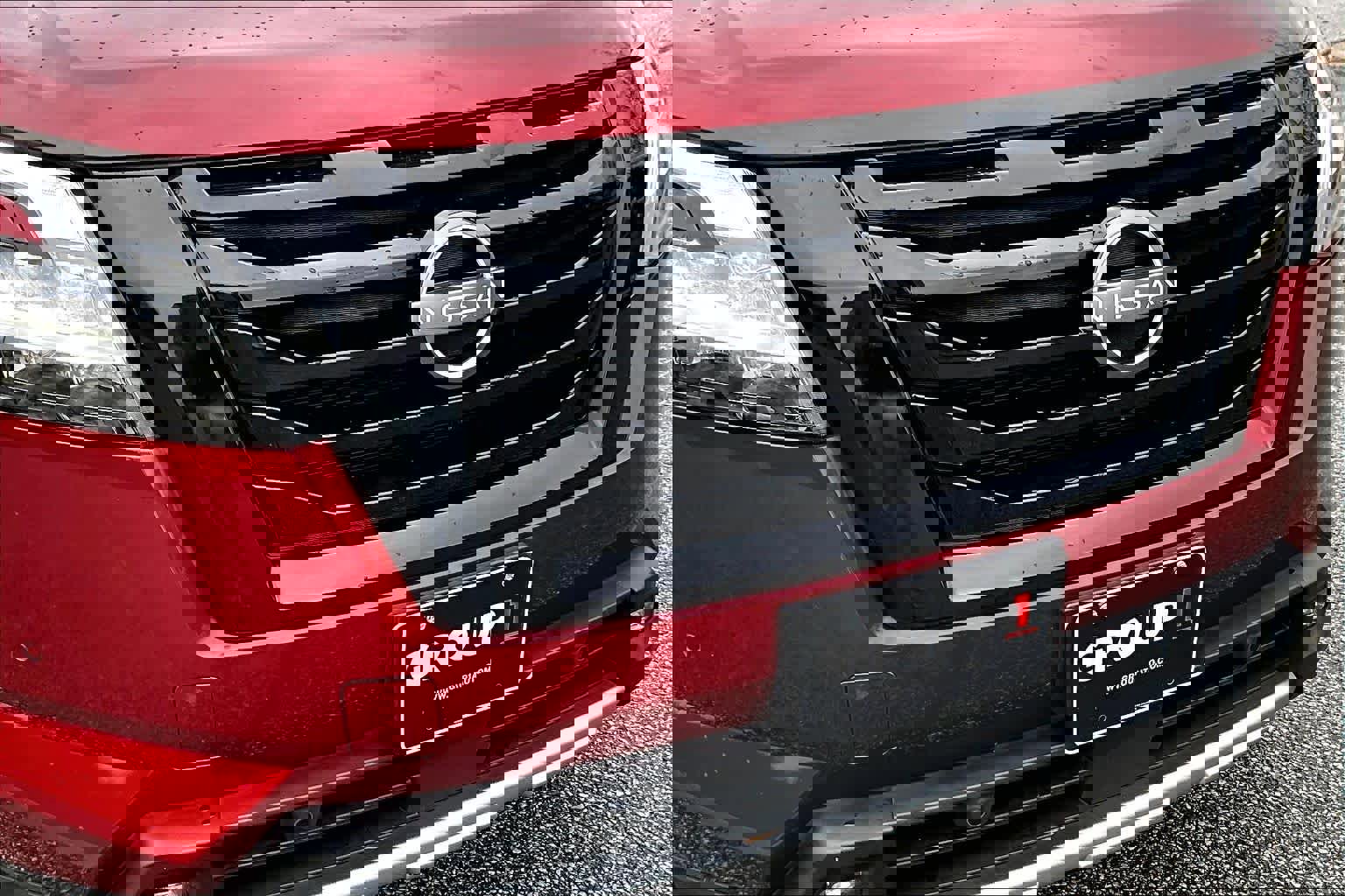 Used 2022 Nissan Pathfinder SL w/ Lighting Package (N92) image 28