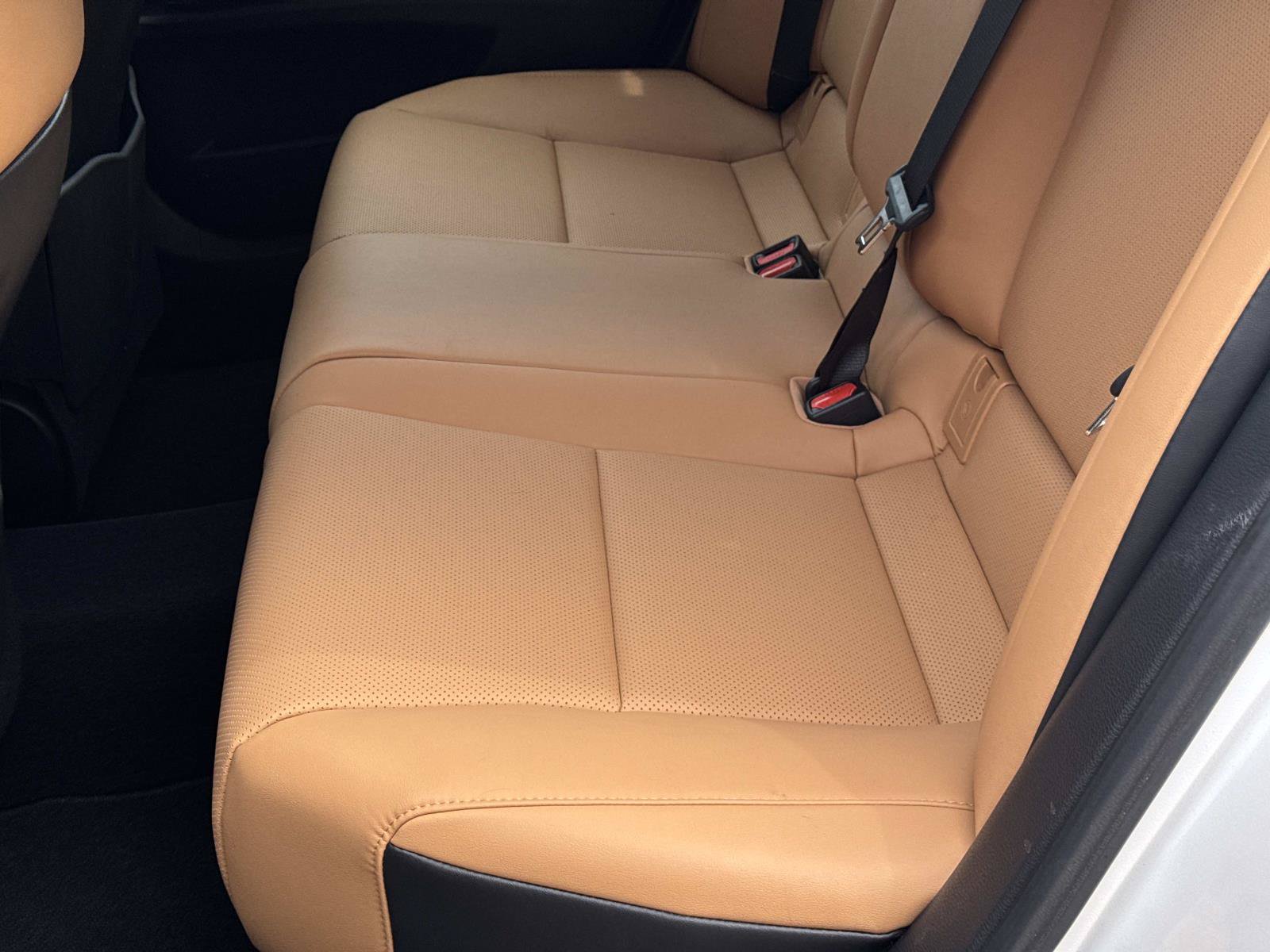 Used 2024 Lexus ES 350 w/ Premium Package FWD image 26