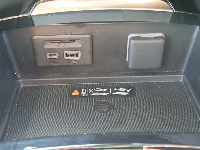 Used 2023 Buick Envision Avenir image 28