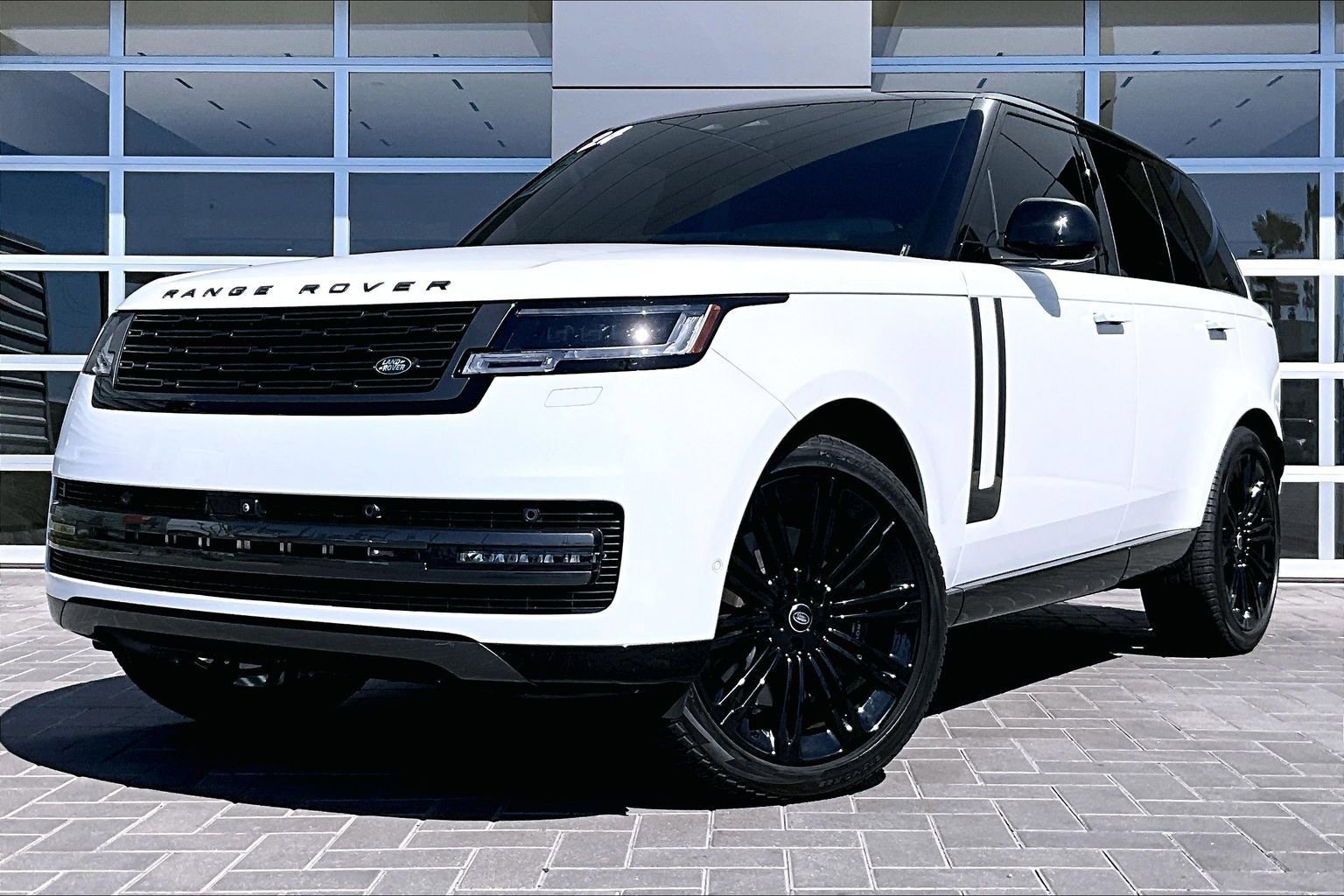 Certified 2024 Land Rover Range Rover SE