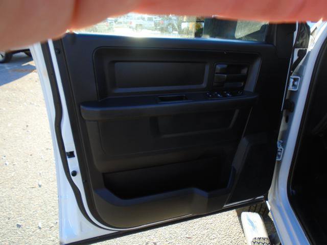 Used 2017 RAM 3500 Tradesman w/ Chrome Appearance Group image 34