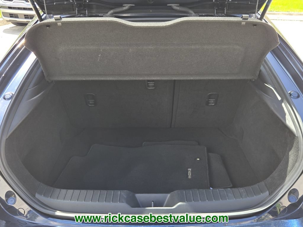 Used 2022 MAZDA MAZDA3 s FWD image 14