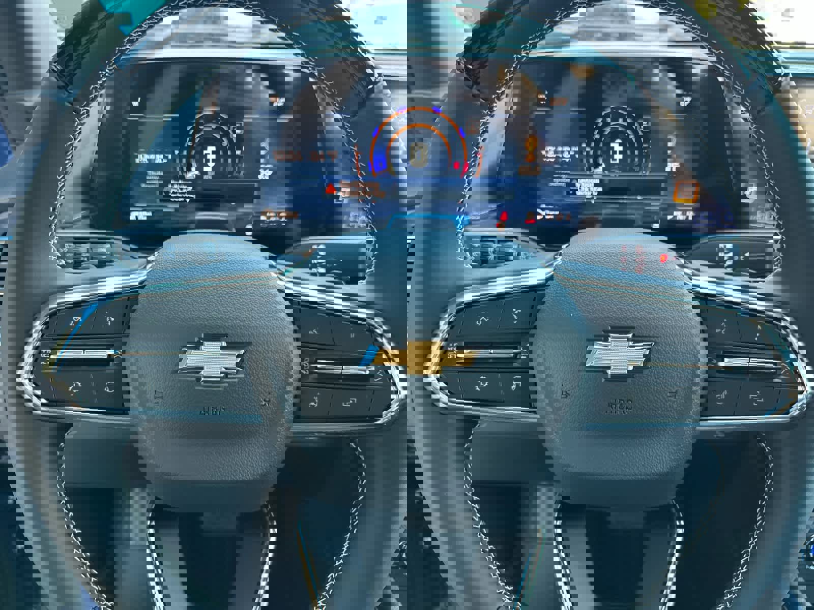 New 2026 Chevrolet Traverse LT w/ Enhanced Driving Package image 24