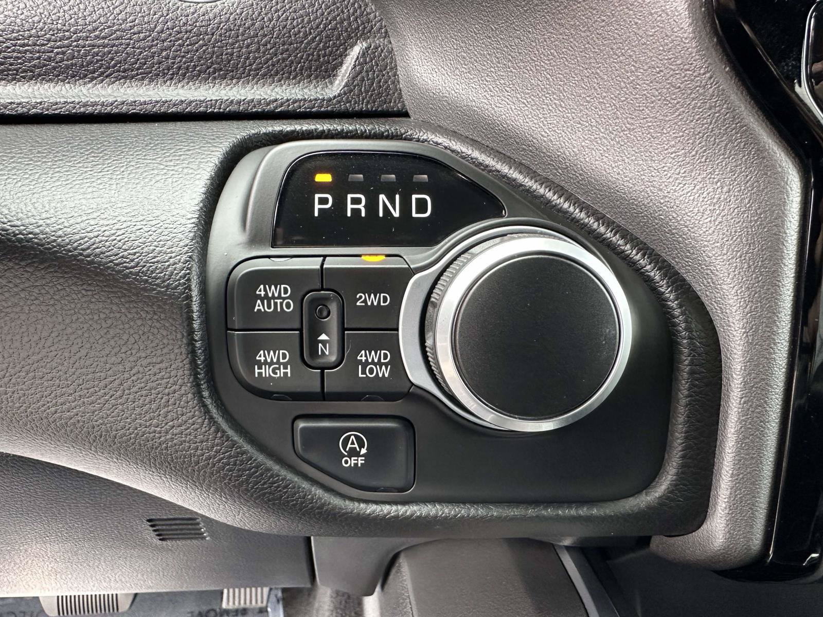 Used 2025 RAM 1500 Big Horn AWD/4WD image 16
