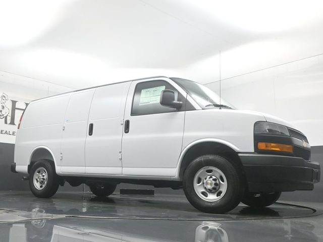 New 2026 Chevrolet Express 2500 w/ Driver Convenience Package image 2