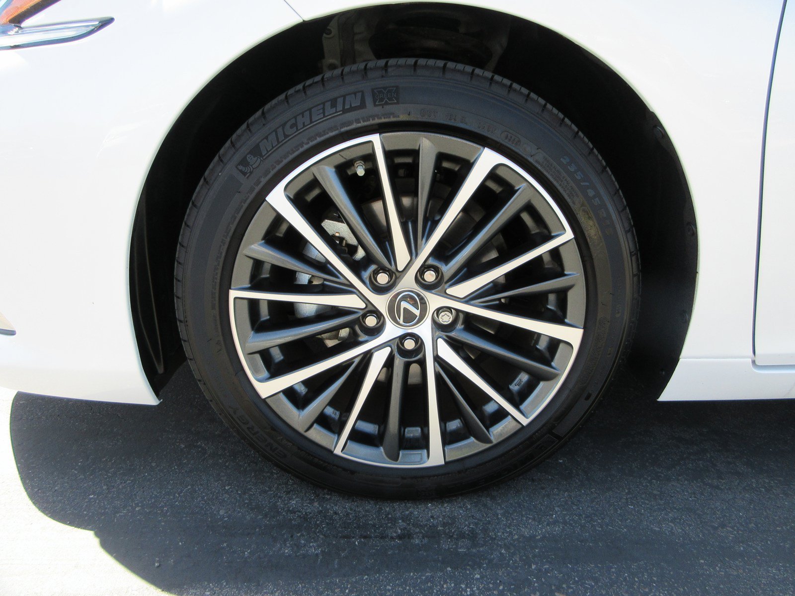 Used 2025 Lexus ES 350 w/ Premium Package FWD image 48