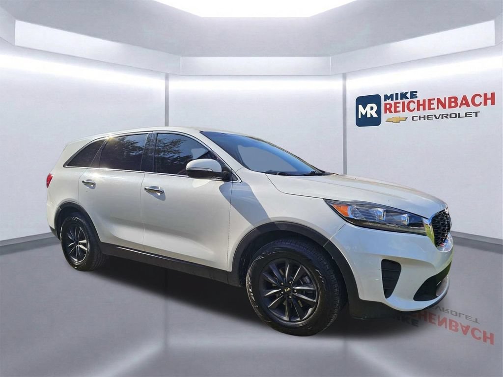 Used 2020 Kia Sorento FWD V6 video 2