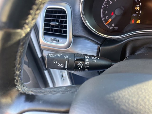 Used 2020 Jeep Grand Cherokee Altitude image 18