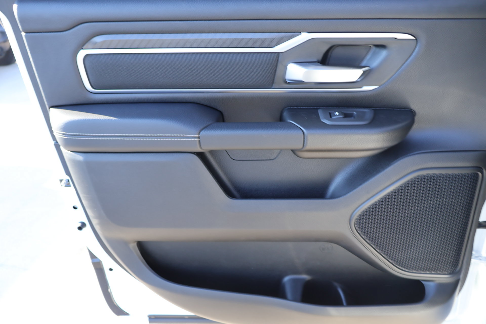 New 2026 RAM 1500 Big Horn AWD/4WD image 17