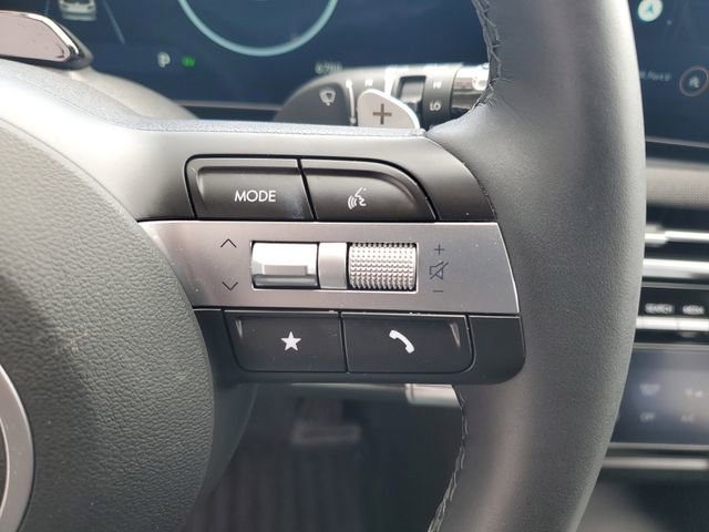 Used 2025 Hyundai Tucson Limited image 21