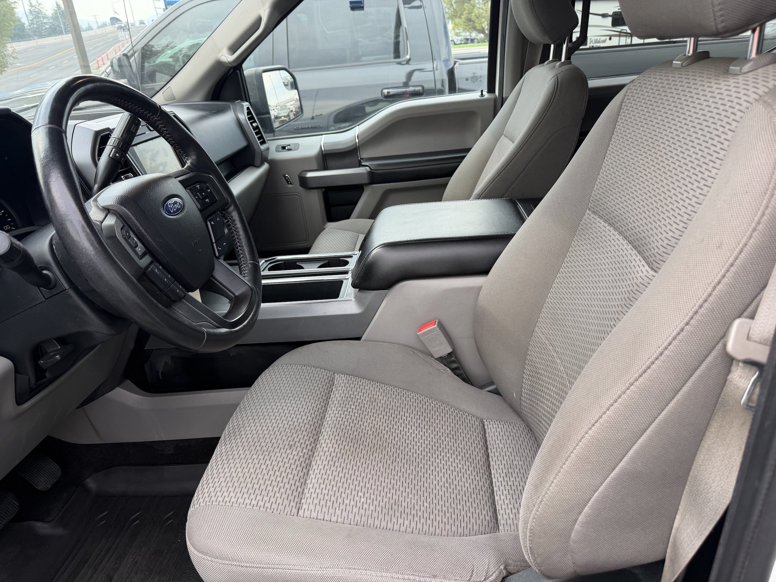 Used 2020 Ford F150 XLT w/ Equipment Group 302A Luxury AWD/4WD image 11