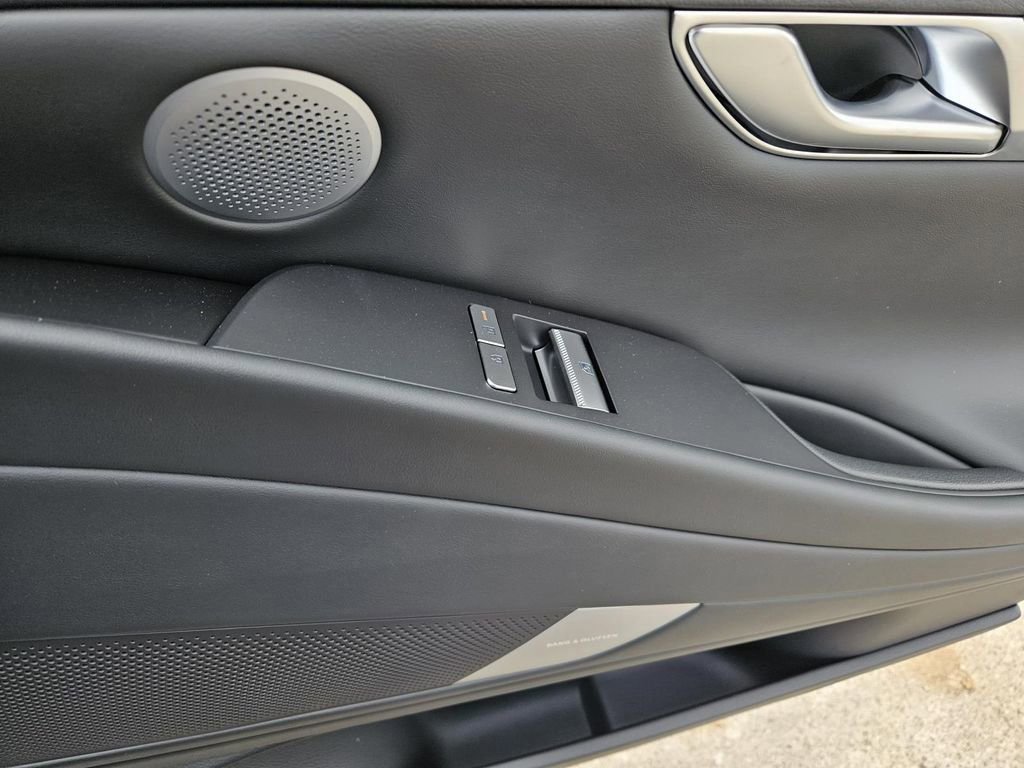 New 2026 Genesis G80 3.5T Sport Prestige image 10