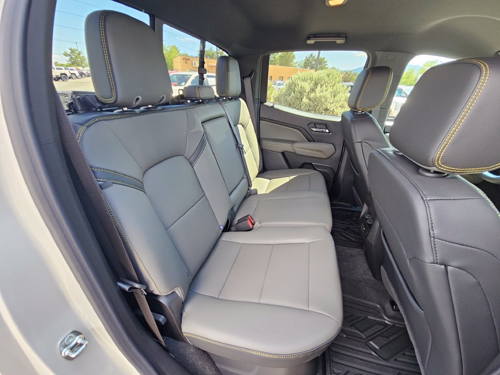 New 2026 Chevrolet Colorado ZR2 w/ Technology Package AWD/4WD image 14