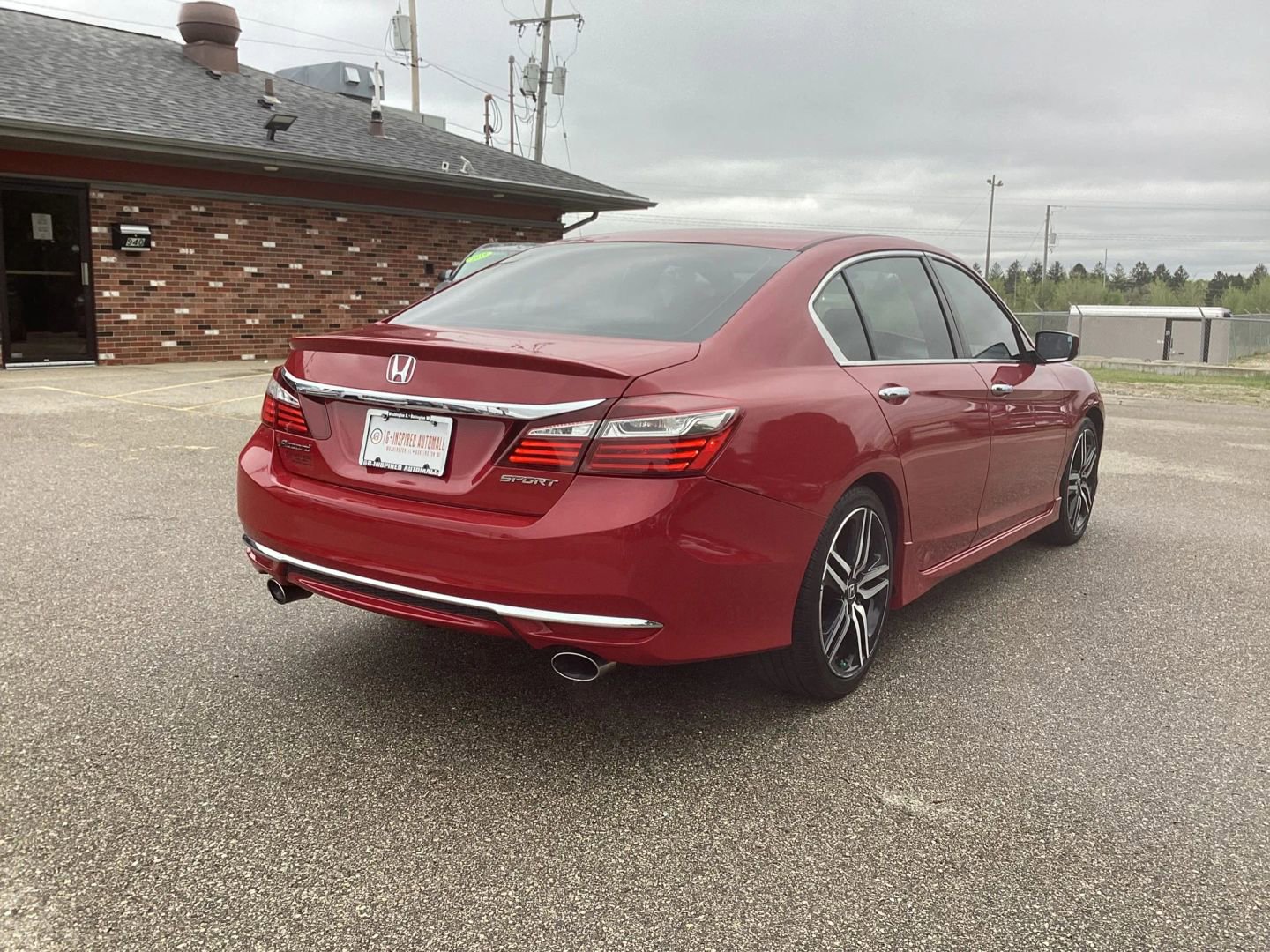 Used 2016 Honda Accord Sport image 10