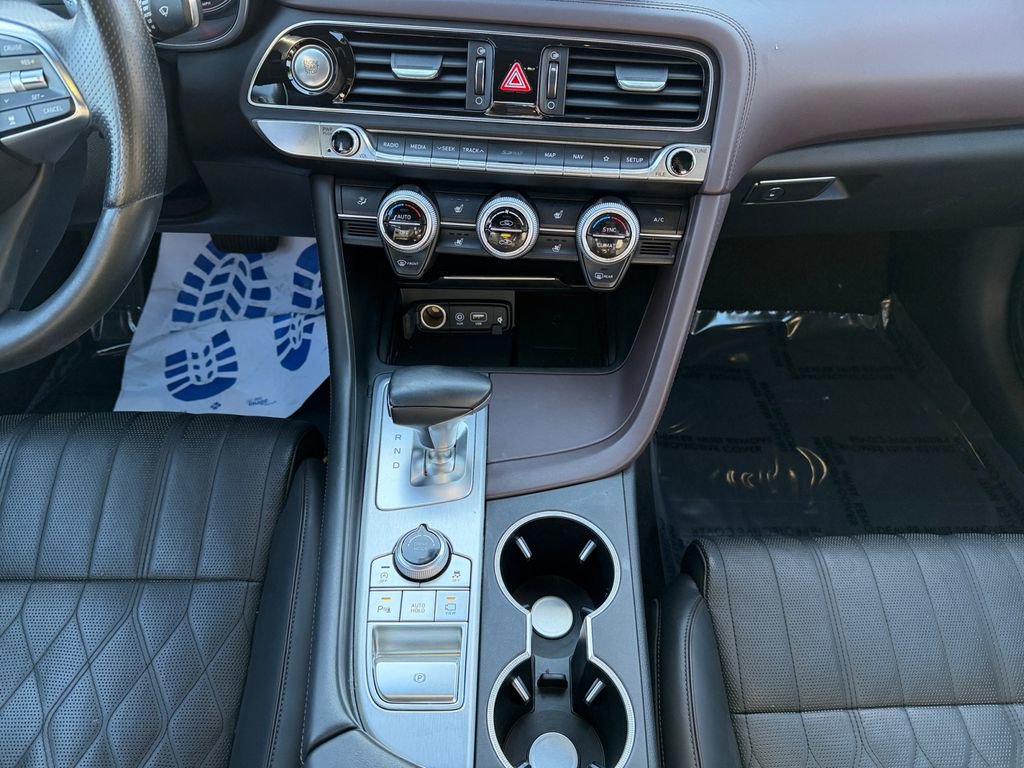 Used 2019 Genesis G70 2.0T Advanced w/ Dynamic Package image 11