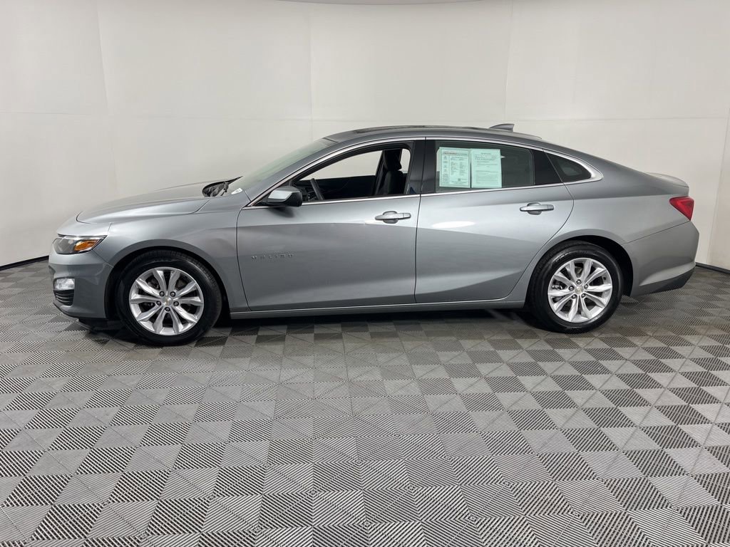 Used 2024 Chevrolet Malibu LT image 2