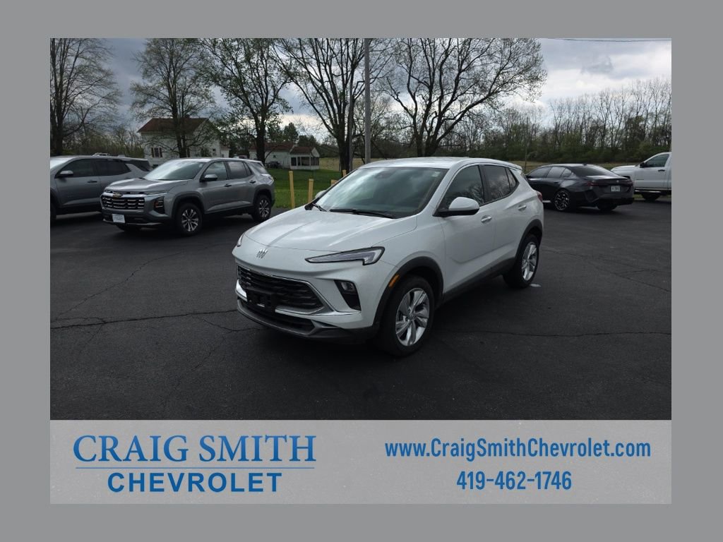 Used 2025 Buick Encore GX Preferred AWD/4WD image 1