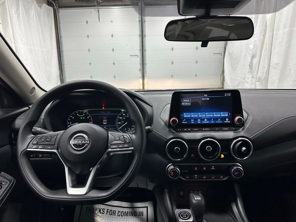 Used 2025 Nissan Sentra SV image 16