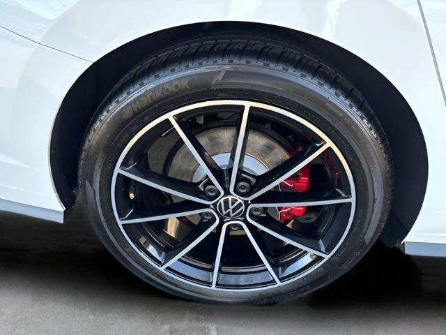 Used 2025 Volkswagen Jetta GLI Autobahn image 11