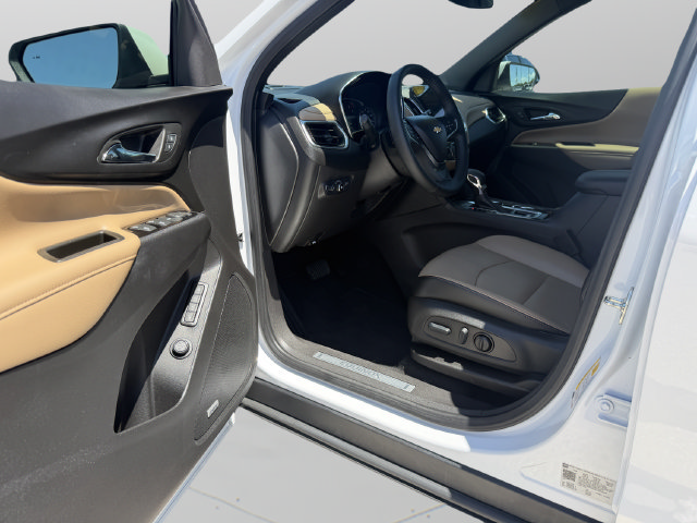 Used 2024 Chevrolet Equinox Premier FWD image 15