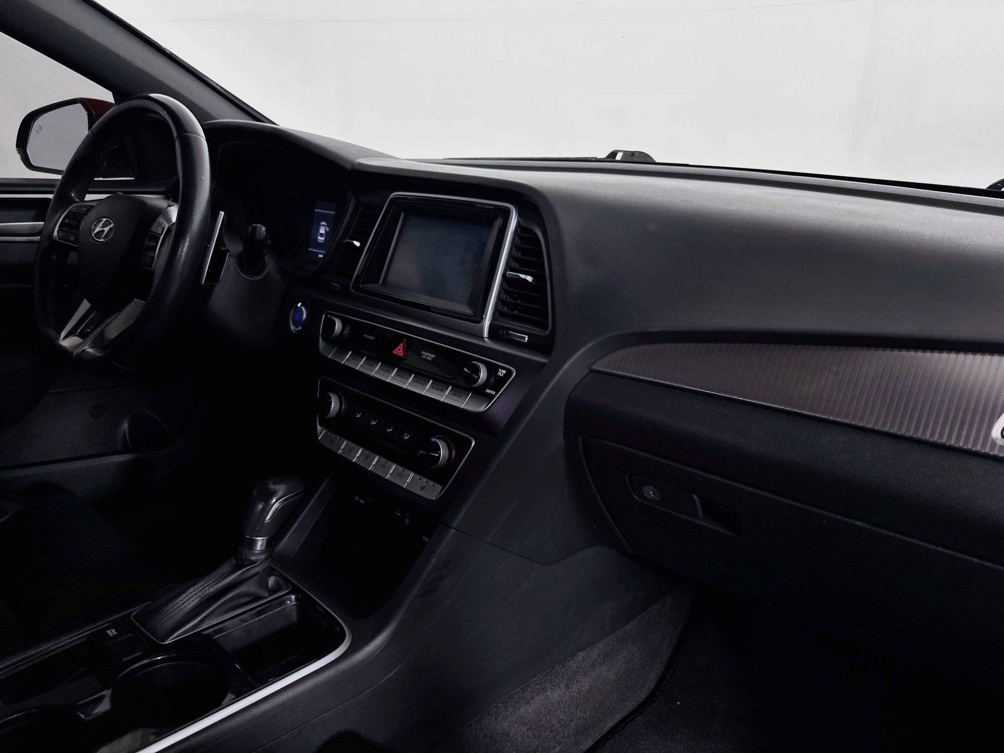 Used 2018 Hyundai Sonata Sport FWD image 28