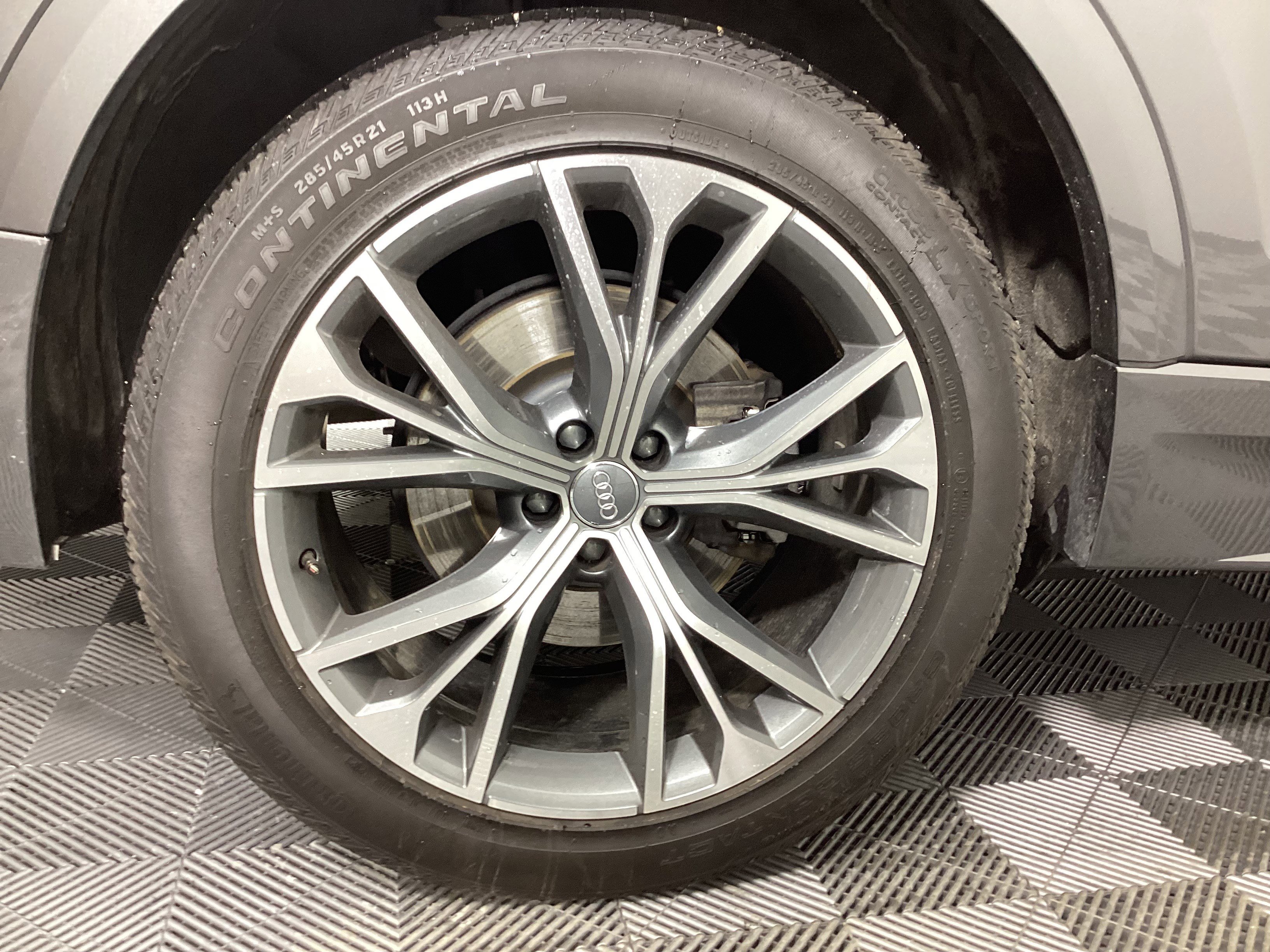 Used 2020 Audi Q8 Premium w/ Black Optic Package image 12