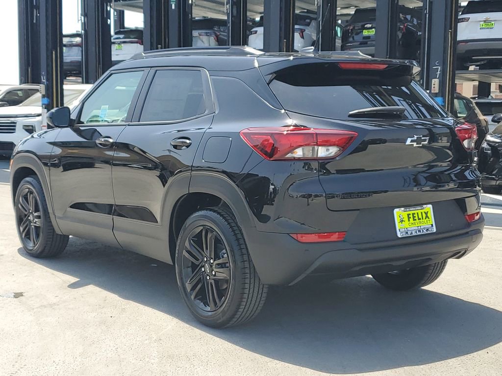 New 2026 Chevrolet TrailBlazer LT w/ Convenience Package FWD image 5