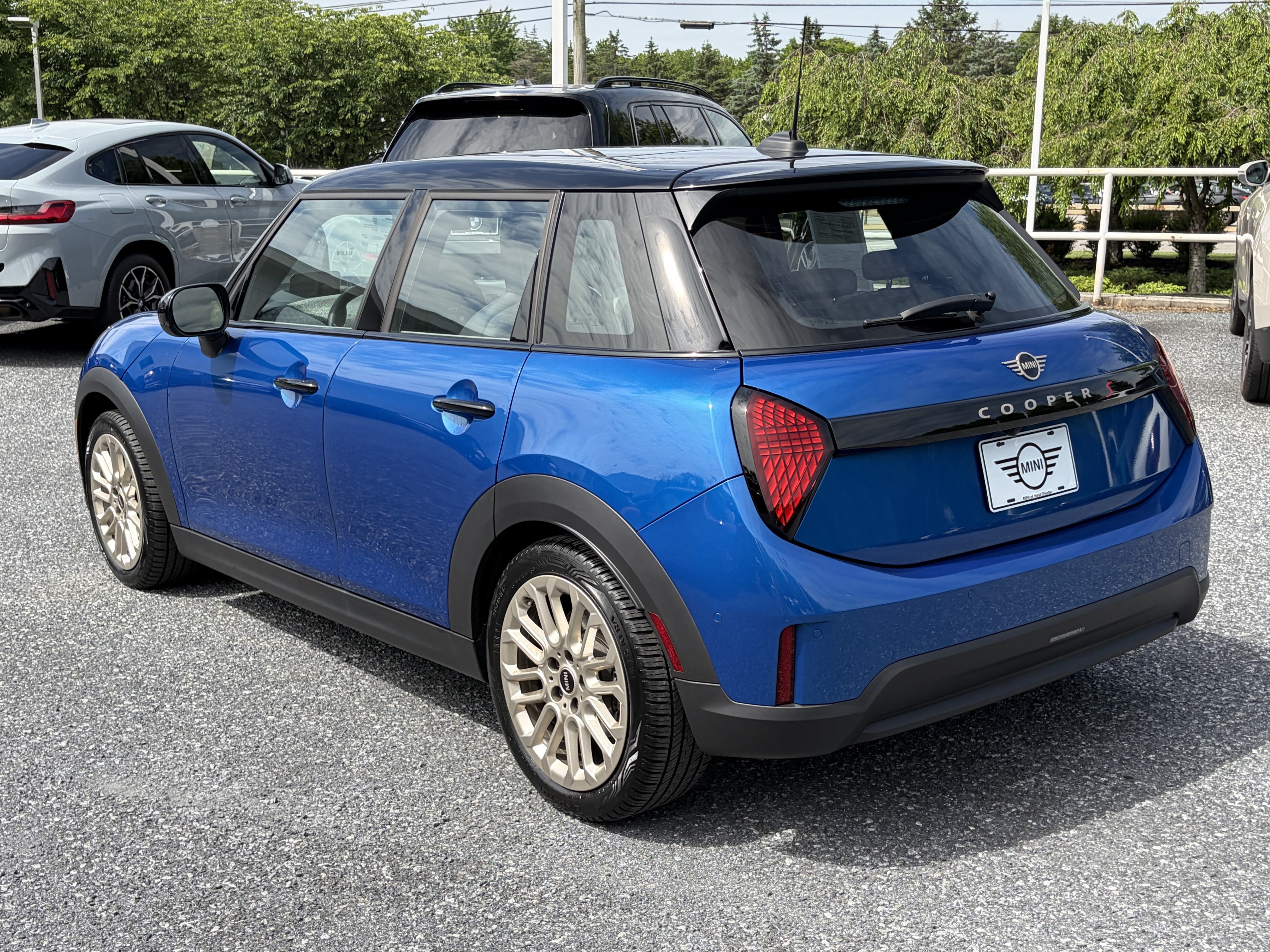 Used 2025 MINI Cooper S FWD image 5
