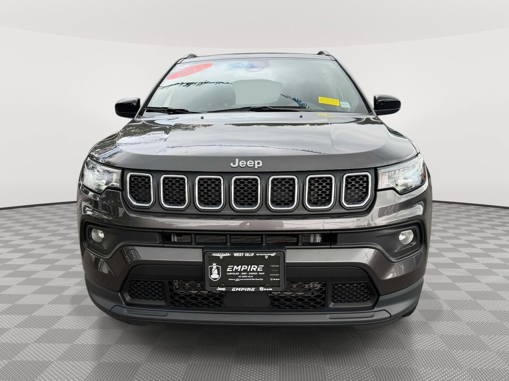 Used 2023 Jeep Compass Latitude AWD/4WD image 9