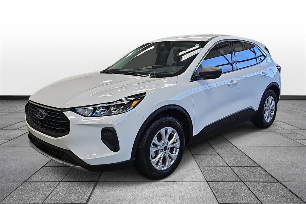 Used 2024 Ford Escape Active image 1