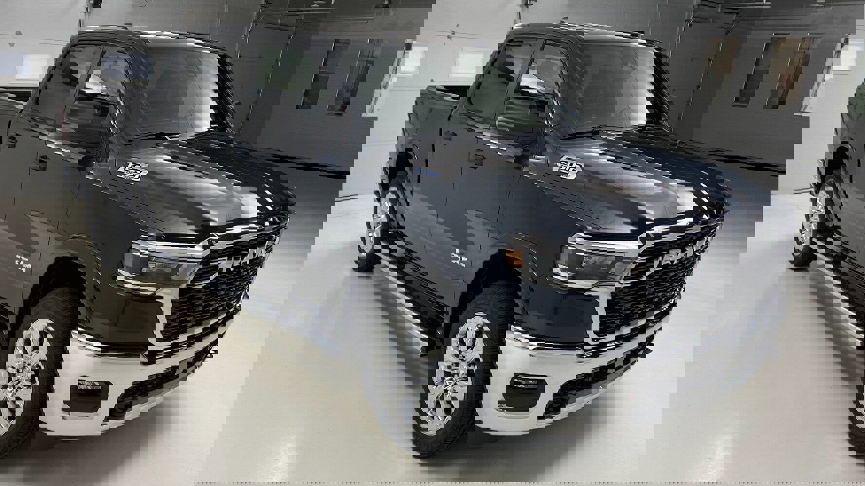 New 2025 RAM 1500 Big Horn image 4
