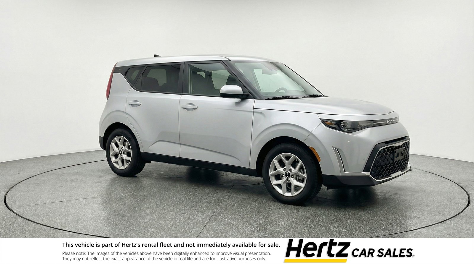 Used 2025 Kia Soul LX w/ LX Technology Package FWD image 1