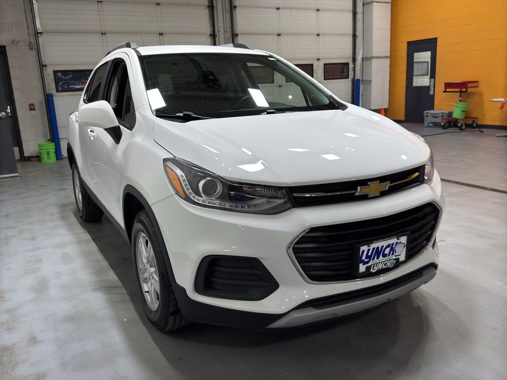 Used 2021 Chevrolet Trax LT w/ Driver Confidence Package image 9