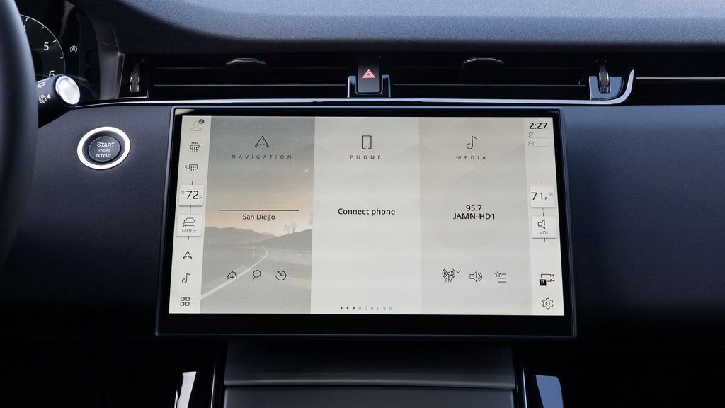 Used 2025 Land Rover Range Rover Evoque S image 16